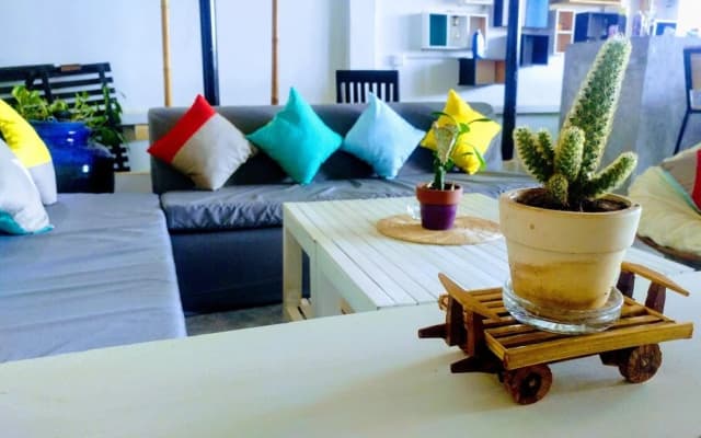 The 84 Hotel ( River Queen ) - photo 2
