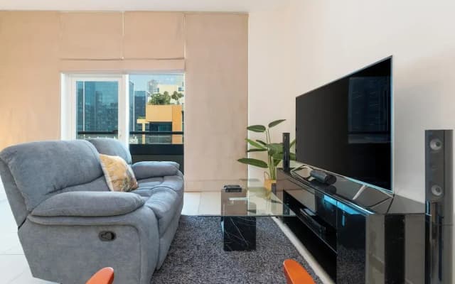 Spacious Studio in Bay Square by Bespoke - photo 3