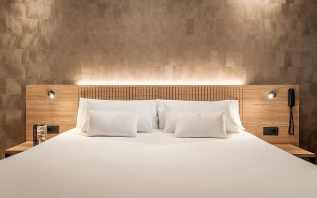 Petit Palace Eixample - photo 3