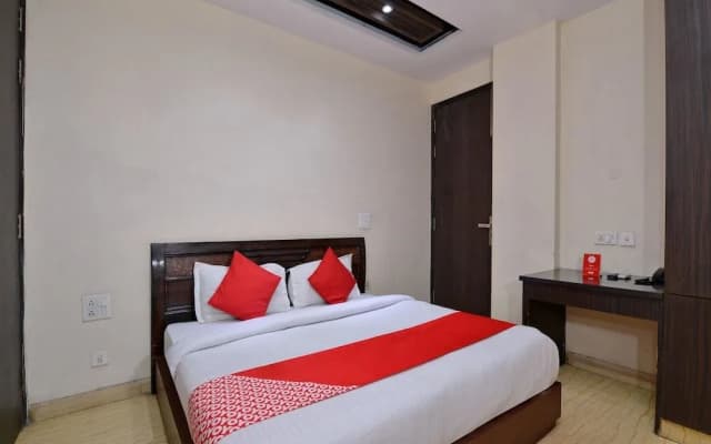 OYO 466 Hotel Lotus B&B - photo 5