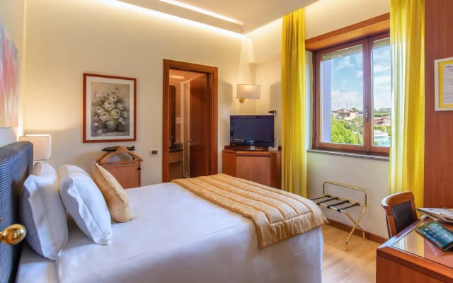 Hotel La Giocca - photo 4