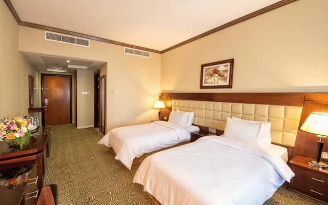 Grand Central Hotel - photo 2
