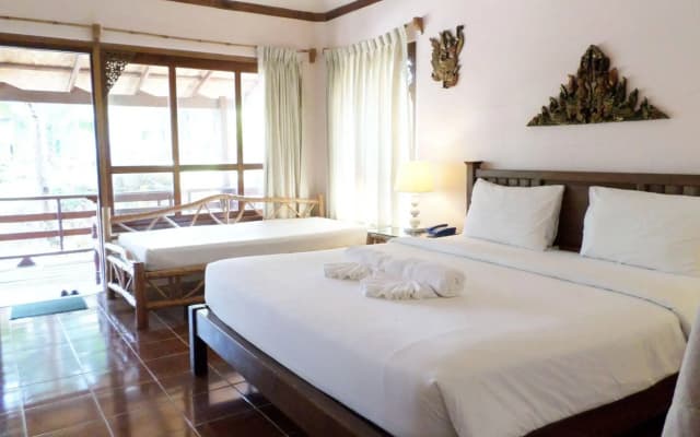 Chawengburi Resort - photo 4