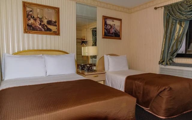 Flushing Central Hotel 88 - photo 5