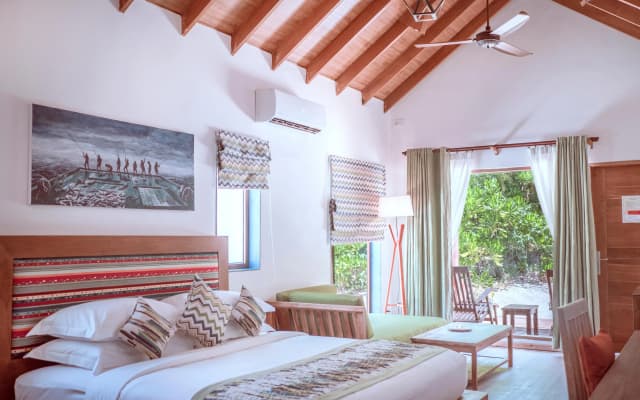 Reethi Faru Resort – Stay 5 Nights or More and Enjoy a Free Sunset Cruise - photo 2