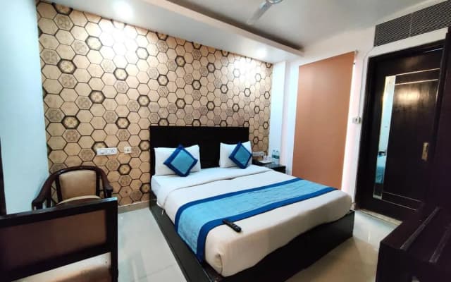 Hotel Delhi Pride - photo 4
