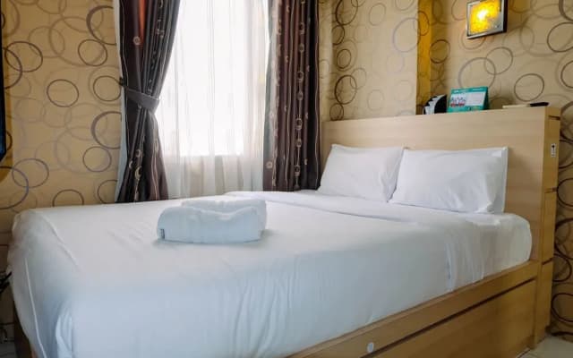 Comfy City View 1BR Apartment Menteng Square - photo 2