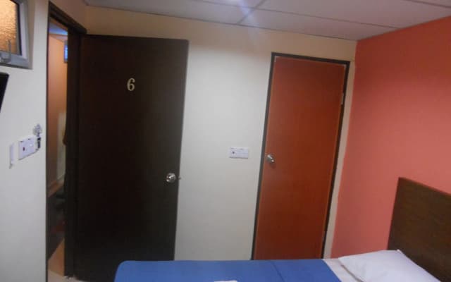 Hotel Sunbeam Palm - photo 3