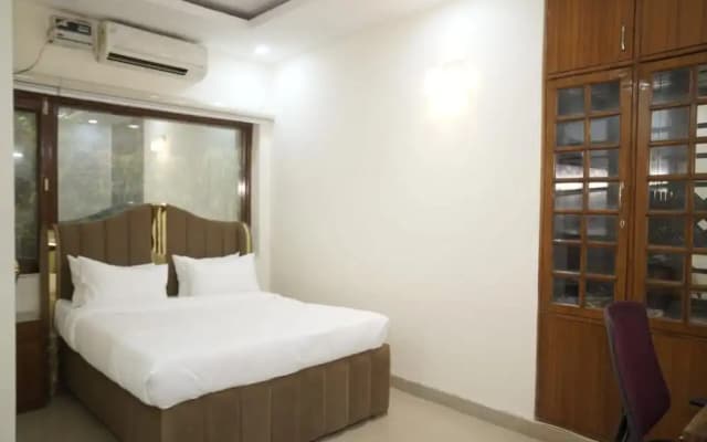 Purple Tree Villa Delhi - photo 4