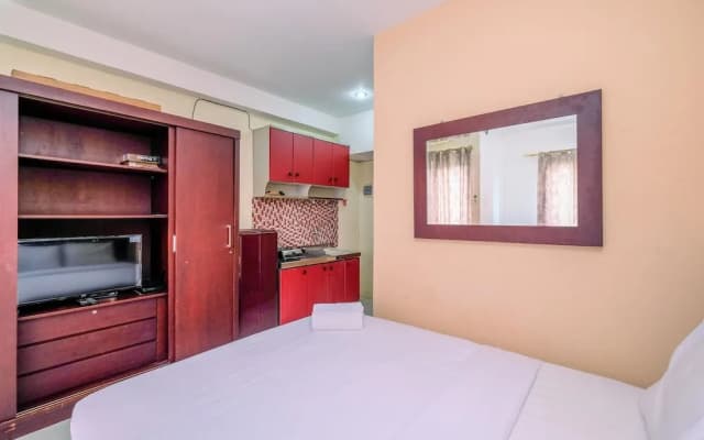 Cozy Stay Studio At Kebagusan City Apartment - photo 5