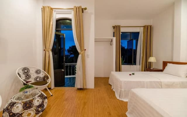 Tre's Beach Homestay - photo 5