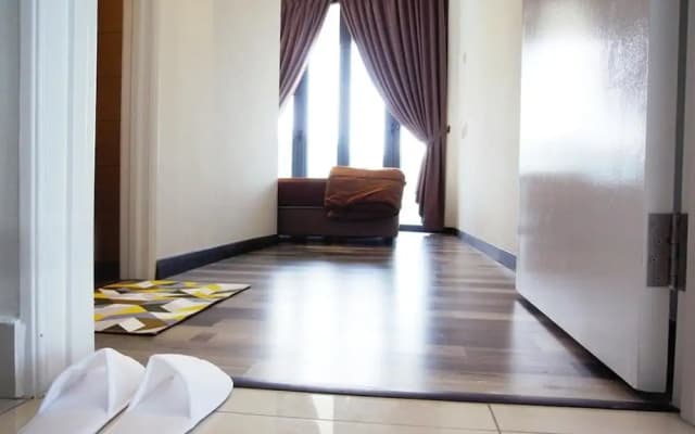 Five Star Designer Suite - photo 3