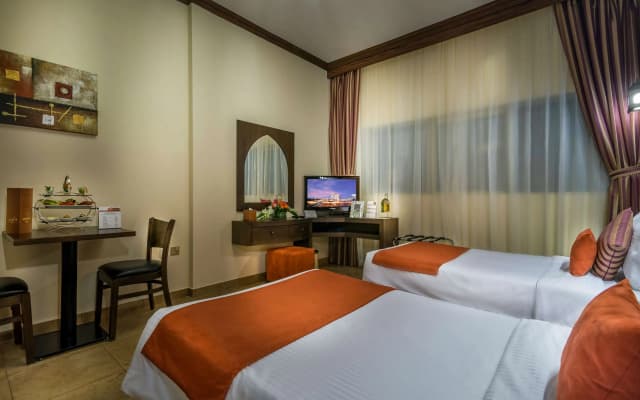 First Central Hotel Suites - photo 5