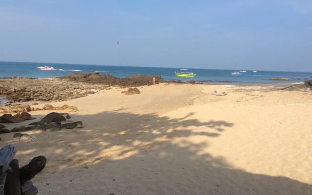 Lanta Riversand Resort - photo 4