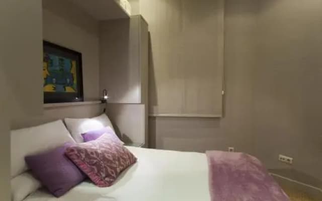 Friendly Rentals Botero II - photo 2
