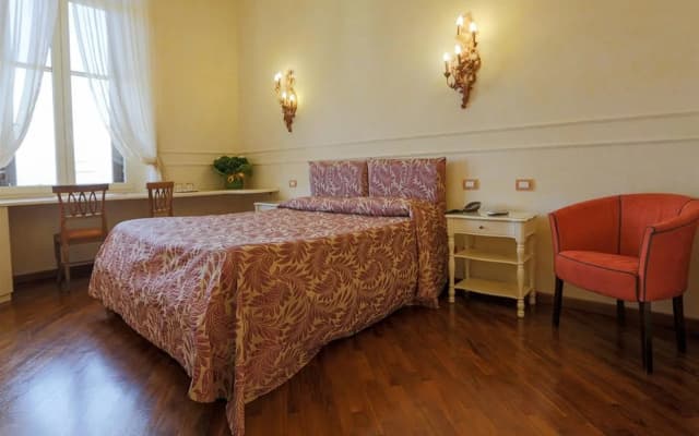 Hotel Aurora - photo 5