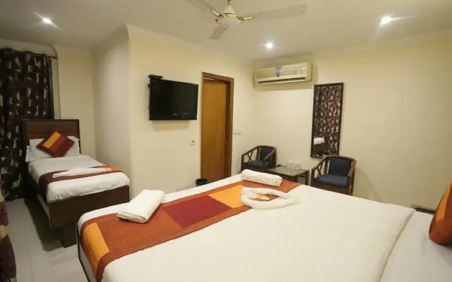 Hotel Ravin - photo 4