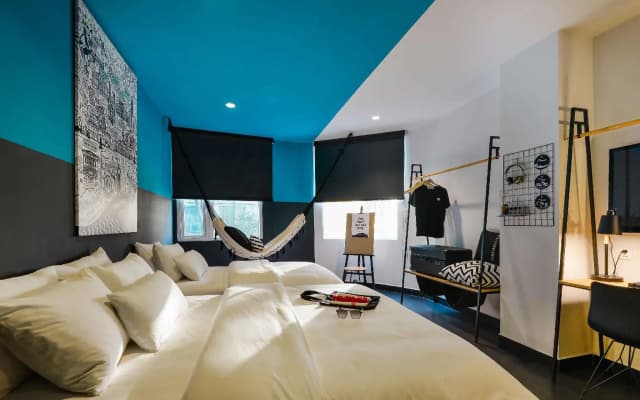 The Hammock Hotel Fine Arts Museum - photo 4