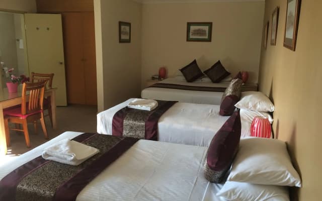 Ryde Inn - photo 5
