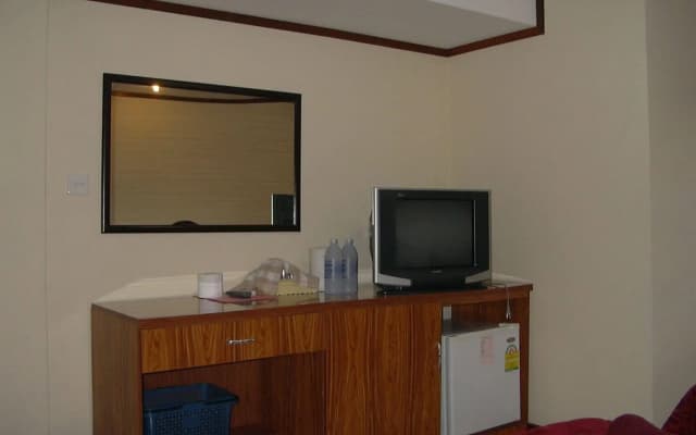 The Britannia Chiang Mai - photo 3