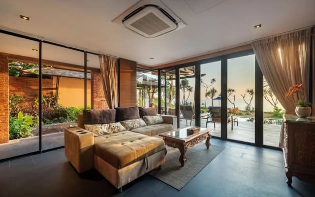 Nirvana  Beach Resort - photo 3
