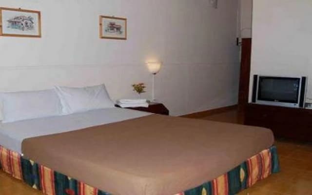 Green Town Hotels And Resorts - photo 5