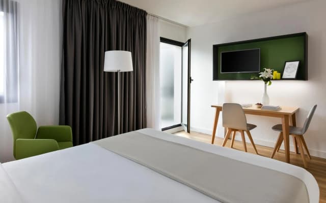 Staycity Aparthotels, Paris Gare De l'Est - photo 5