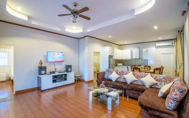 Baan Benjamas - photo 2