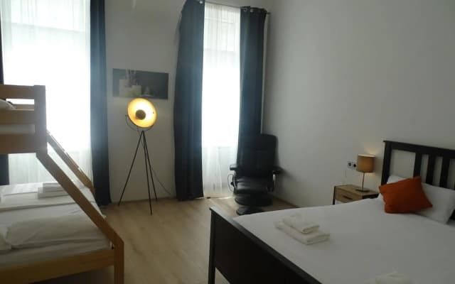 Centre Apartments - photo 2