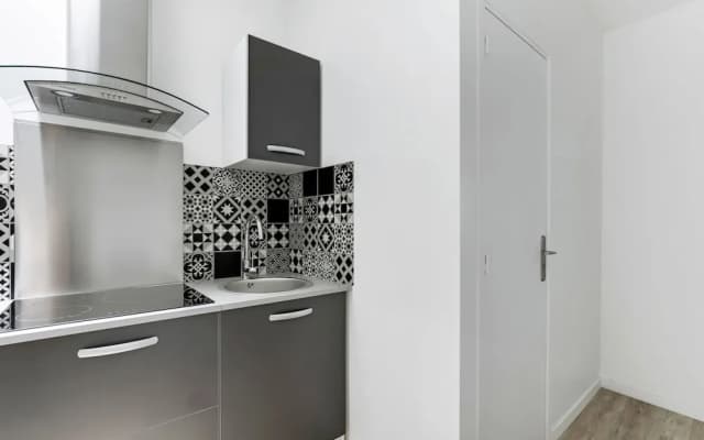 Pick A Flat's Menilmontant Pyrenees - photo 4
