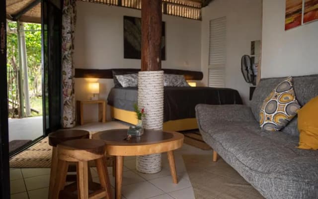 GreenHouse EcoLodge - photo 2