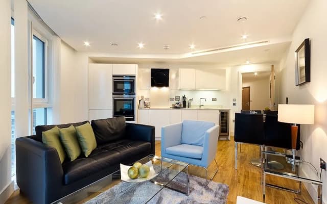 Altitude E1 Apartments - photo 2