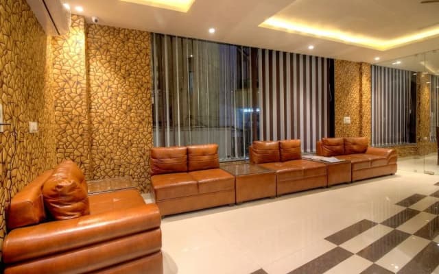 Hotel Paragon Suites - photo 2