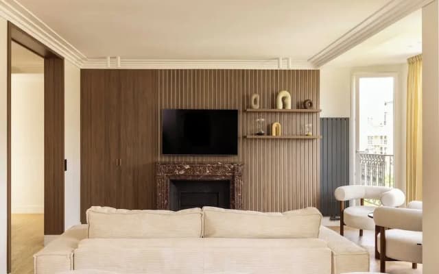 Apartment for 8 People in Grenelle - photo 2
