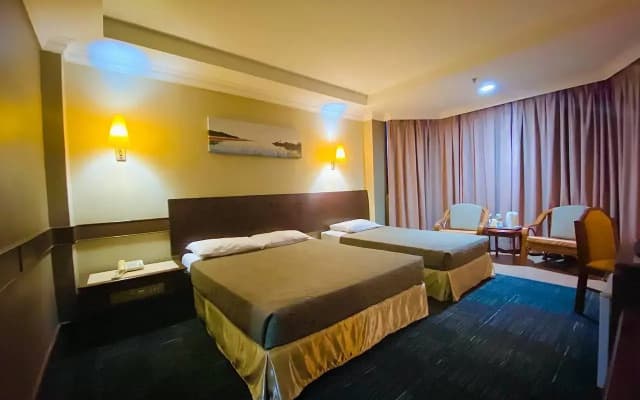 Hotel Grand Crystal - photo 5