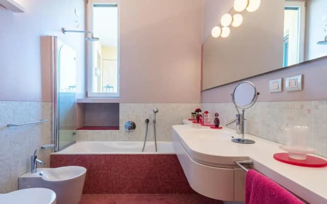 Luxury 2bed-2bath with private car park - photo 2