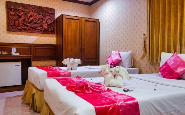 Diva Patong Hotel - photo 5