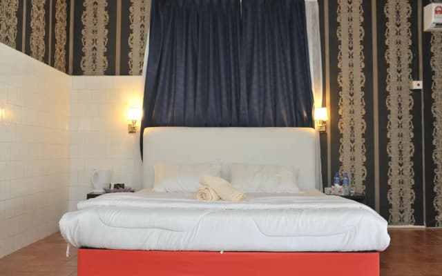 Green Town Hotels and Resorts - photo 2