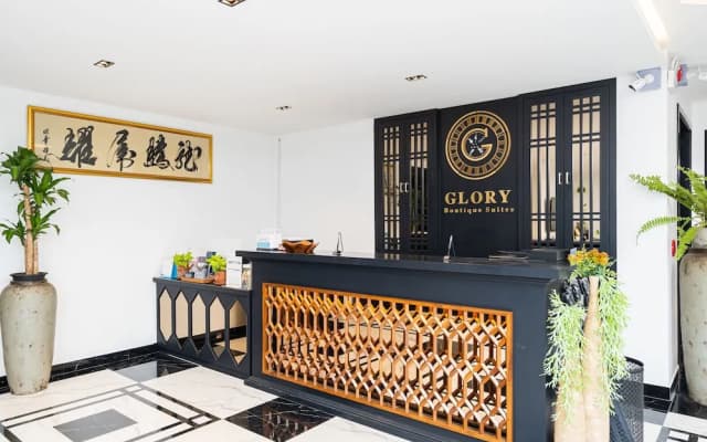 Glory Boutique Suite - photo 2