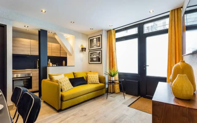 Home Suite Home Panthéon Port-Royal 2BR - photo 2