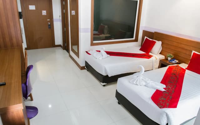 Diamond Crown Hotel Patong - photo 5