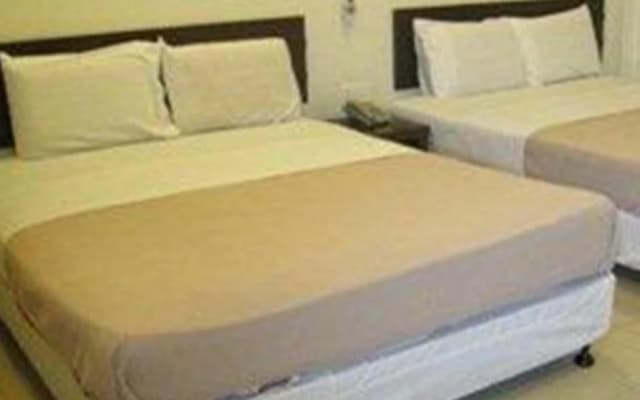 Hotel Miramar - photo 2