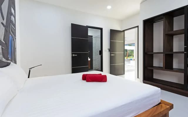 Open-space Design 4BR Pool Villa Luna - photo 4