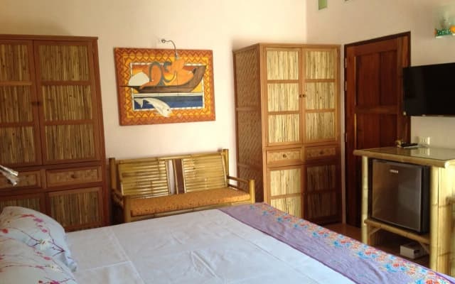 Aree's Lagoon House - photo 3