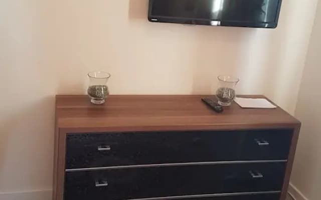 16 Maybury House - photo 5