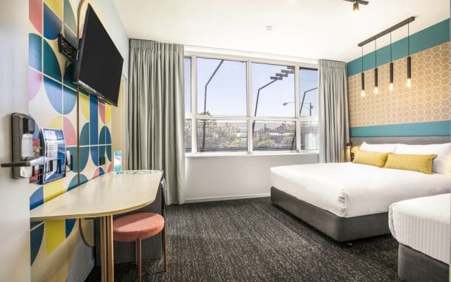 Royal Hotel by Nightcap Social - photo 5