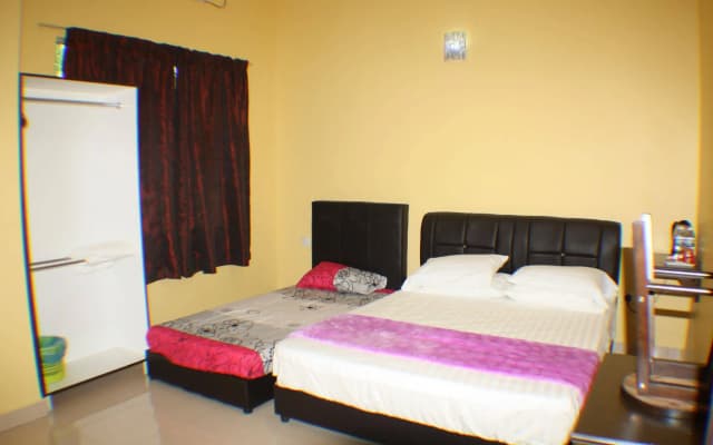 Bougainvillea Inn - photo 2