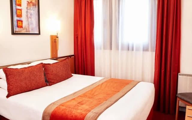 Opera Cadet Hotel - photo 5