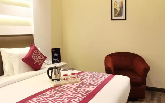 Hotel Picasso Residency Naraina Delhi - Couple Friendly Local IDs Accepted - photo 3