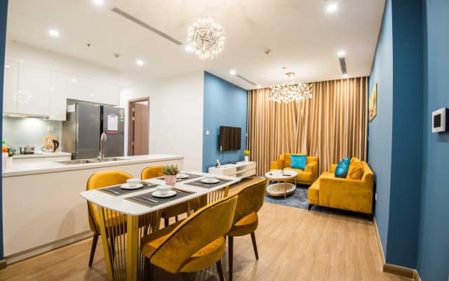 Bayhomes Skylake Serviced Apartment - photo 2